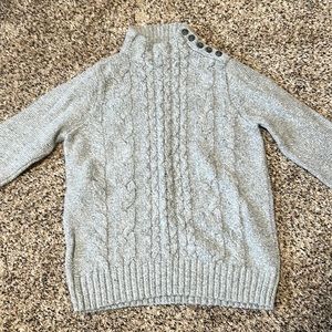 Grey sweater